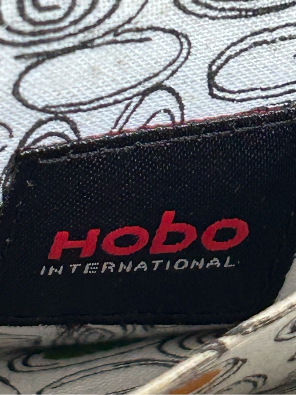 HOBO Lauren Orange Leather Clutch Wallet - Picture 9 of 9
